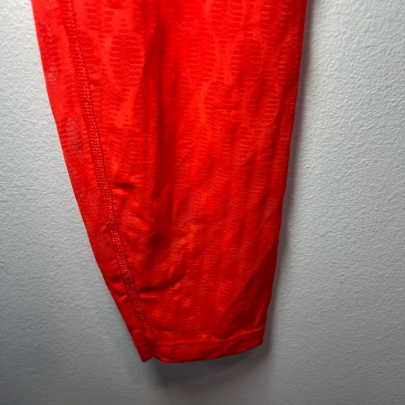 Savage X Fenty Women's Run 2 You High Waist Mesh Leggings Fire Engine Red Medium - Picture 5 of 16